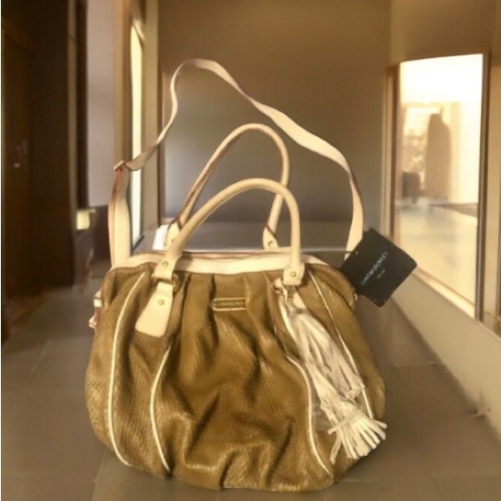 CYNTHIA ROWLEY Brown Beige Snakeskin Genuine Leather Purse Handbag